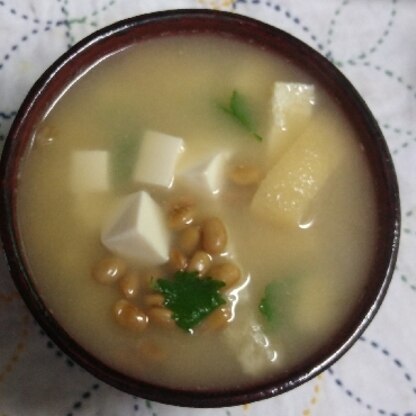 こんばんは〜無精して納豆はそのまま…(*^^*)庭のセリも入れて美味しくいただきました！レシピありがとうございます。